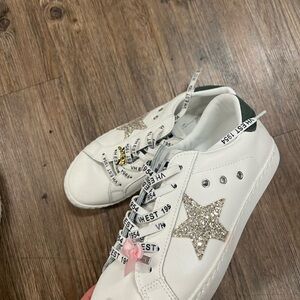 White Sneakers with Glitter Star the vintage Havana